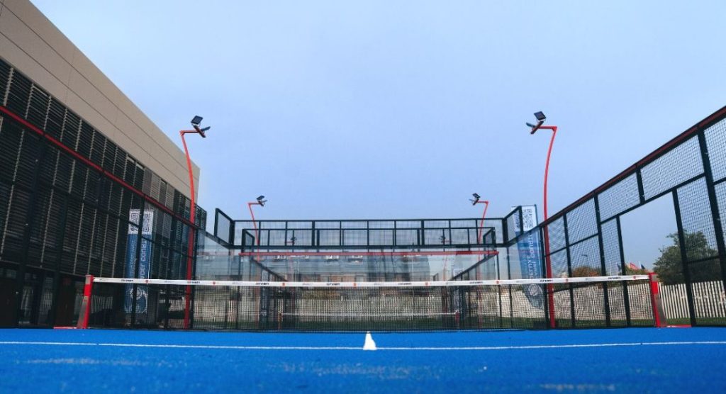 Jenis Lapangan Padel : Outdoor