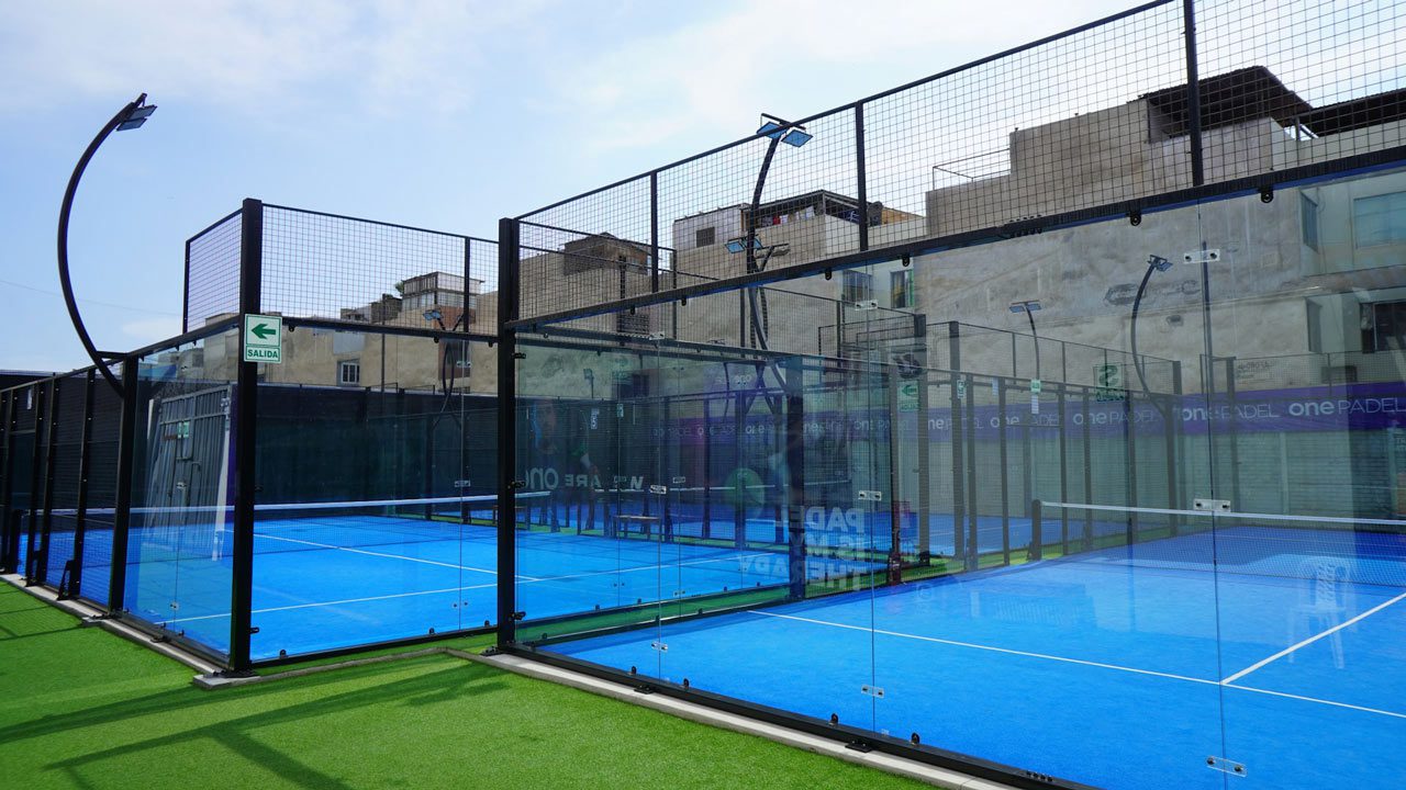 jenis lapangan padel